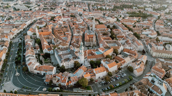 Hotels.com, Sopron